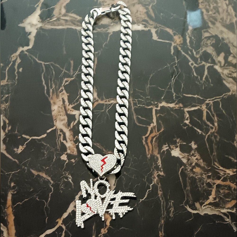 No Love Chain 💔